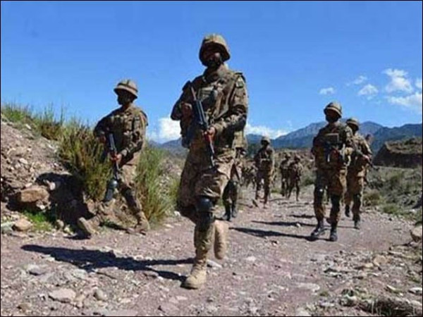 خیبر پختونخوا میں 2 کارروائیاں، 15 خارجی ہلاک ،پاک فوج کے 4 جوان شہید