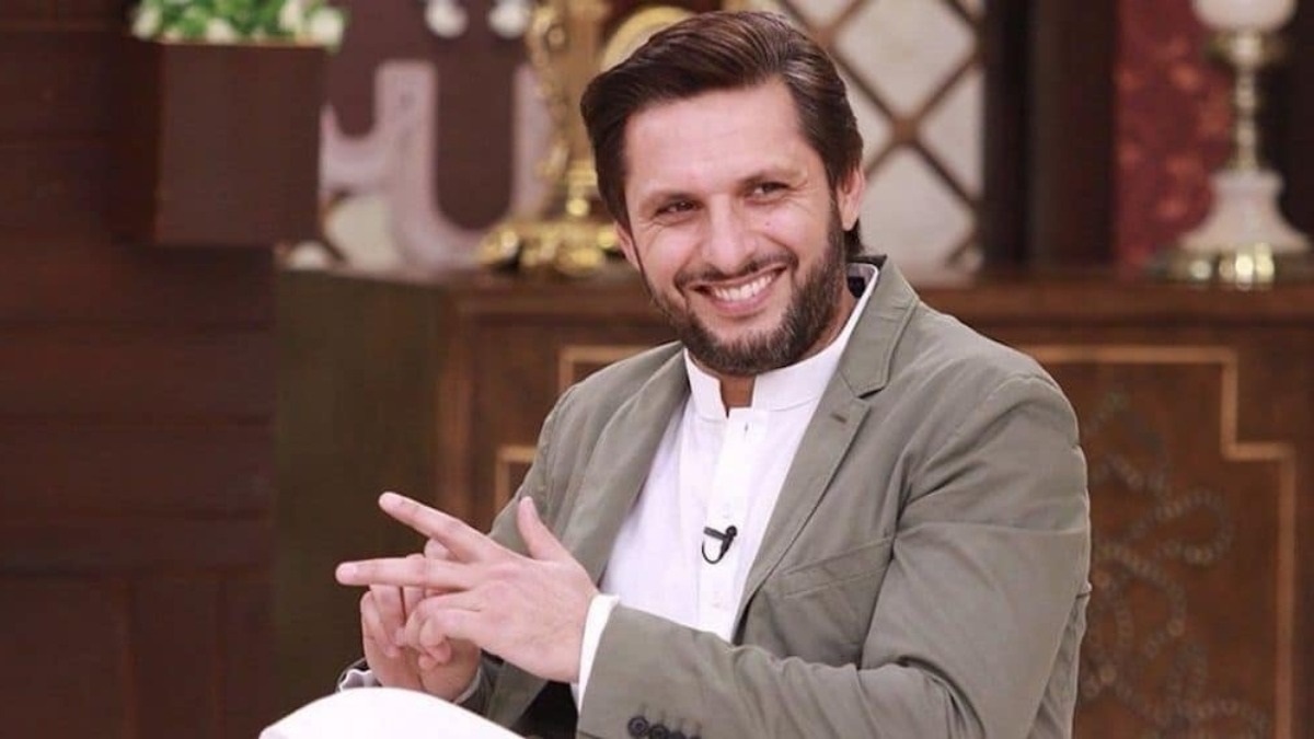 کھلاڑیوں کو سفارش اور پیسے لیکر کھلایا جاتا ہے، شاہد آفریدی
