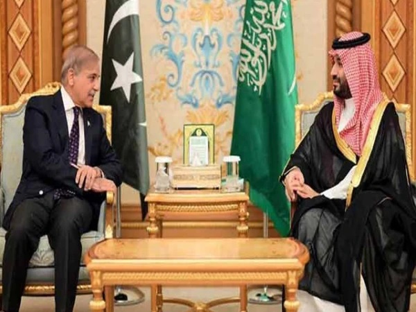 وزیراعظم کی سعودی ولی عہد سے ملاقات، پاک سعودی تعلقات کو مزید مستحکم کرنے کا عزم