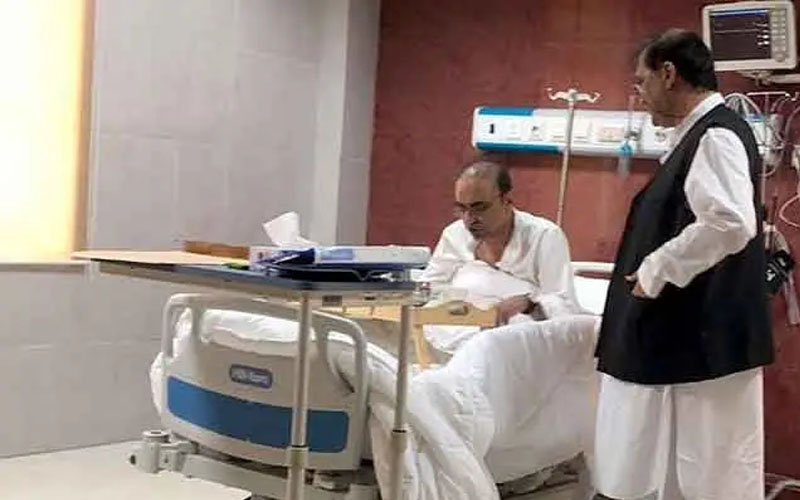 صدر زرداری کراچی کے اسپتال میں زیر علاج،طبیعت  بہتر ہورہی ہے