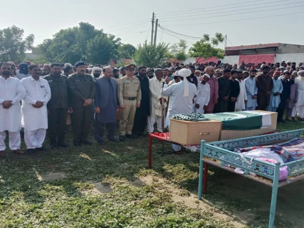 شہید بیٹے کی لاش دیکھ کر والد انتقال کر گئے