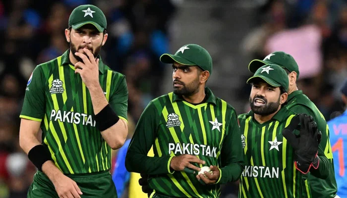 بابر اور رضوان کے ٹیم سے باہر ہونے پر شاہین آفریدی کا ردعمل سامنے آگیا