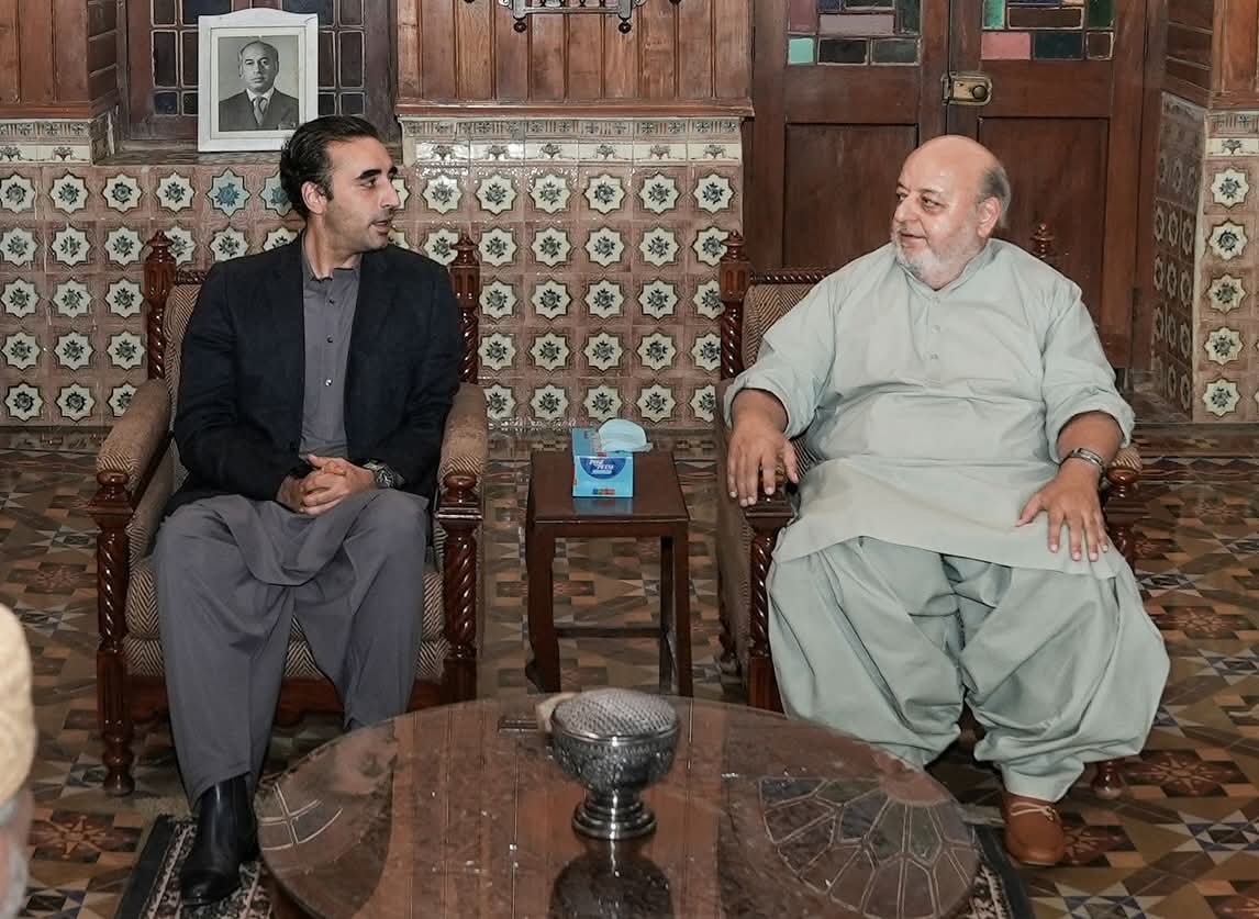 پیپلز پارٹی کے چیئرمین بلاول بھٹو زرداری  کی سردار امیر بخش بھٹو  سے  ملاقات،آصف زرداری کا اہم پیغام پہنچایا