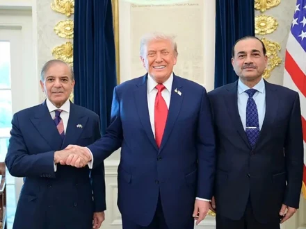 امریکی صدر ٹرمپ سے وزیراعظم شہباز شریف اور فیلڈ مارشل عاصم منیر کی ملاقات