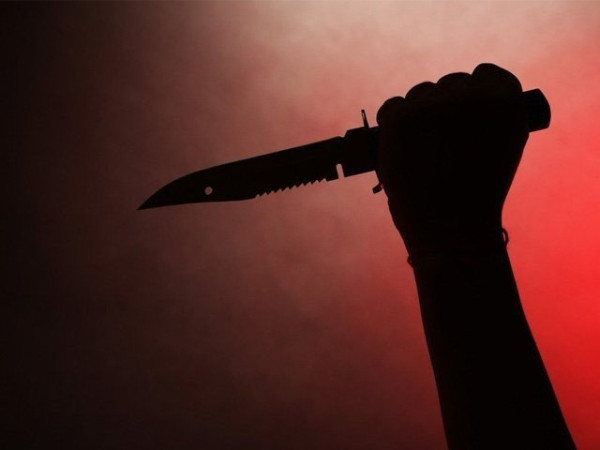 مالی دباؤ کے شکار سفاک باپ نے اپنی 2 بیٹیوں کے گلے کاٹ دیے