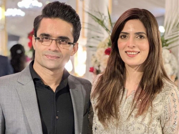 جیو نیوز کے مشہور اینکرشاہ زیب خانزادہ کو اہلیہ کے ہمراہ ہراسانی کا سامنا