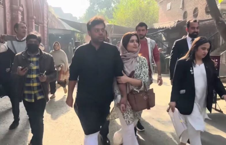 ڈکی بھائی کی اہلیہ کے ساتھ پہلی جھلک سامنے آگئی، مداح پریشان