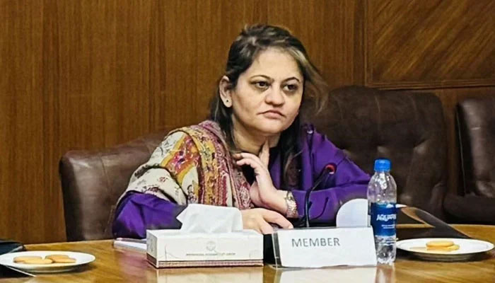 پولیس کم ہے اسی لیے ایم کیو ایم رہنماؤں سے سکیورٹی واپس لی گئی ہوگی: ترجمان سندھ حکومت