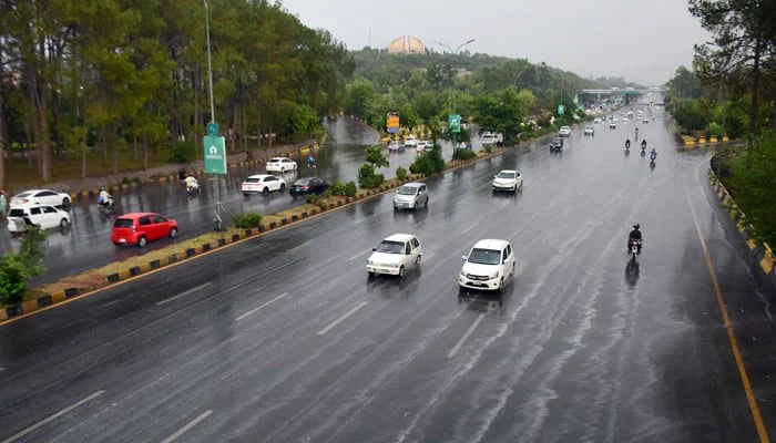 اسلام آباد، پنڈی اور لاہور سمیت پنجاب کے مختلف شہروں میں بارش