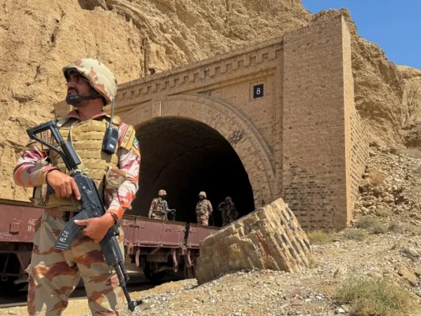 بلوچستان میں سیکیورٹی فورسز کا آپریشن، 15 دہشتگرد ہلاک