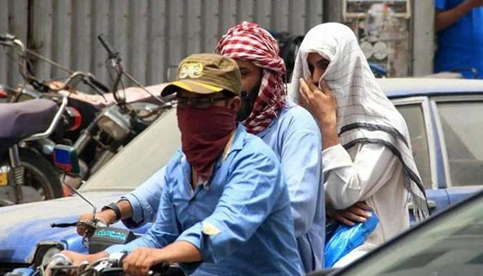 کراچی میں گرمی کی شدت میں مزید اضافے کا امکان، دن کیساتھ راتیں بھی گرم
