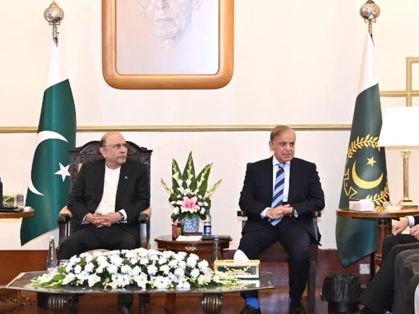 صدر نے مشرق وسطیٰ کی صورتحال پر  اجلاس طلب کرلیا، وزیراعظم،  وزرا، عسکری قیادت شریک ہوگی