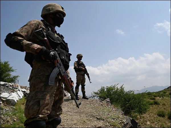 پاک افغان سرحد پر دراندازی کی کوشش ناکام، فورسز کی کارروائی میں 8 دہشتگرد ہلاک