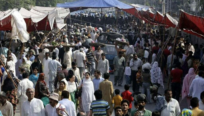 پاکستان کی کل آبادی 25 کروڑ 20 لاکھ سے متجاوز، مردوں کی تعداد زیادہ