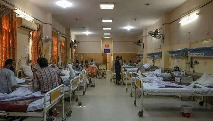 کراچی میں گیسٹرو اور اسہال کے کیسز میں اضافہ