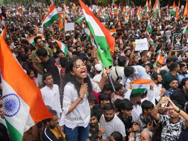 کاکروچ جنتا پارٹی نے دوبارہ بڑے مارچ کا اعلان کر دیا