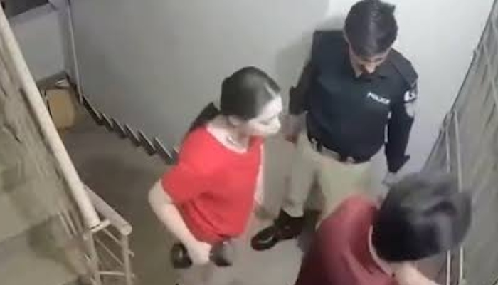 کراچی: ڈیفنس میں تشدد کے شکار بہن بھائی کو دھمکیاں ملنے لگیں،